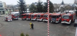 Nowy „leśnik” strażaków. Stary w Woli Władysławowskiej (13 grudnia 2021)